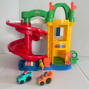 Fisher Price 2006 Little People Racin' Ramps Car Garage Vintage Play Set Two Car